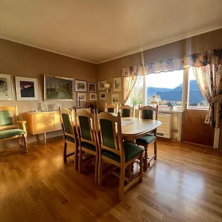 Cozy, Old Fashion House